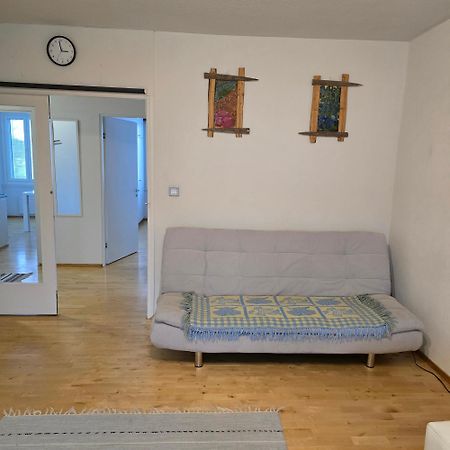 Avara Ja Kodikas Huoneisto Parvekkeella ヘイノラ エクステリア 写真